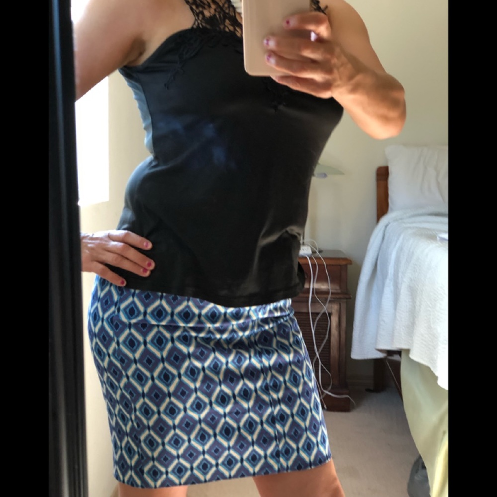 3/$25 DALIA COLLECTION -Blue/Purple/White Cotton Print - Picture 2 of 8